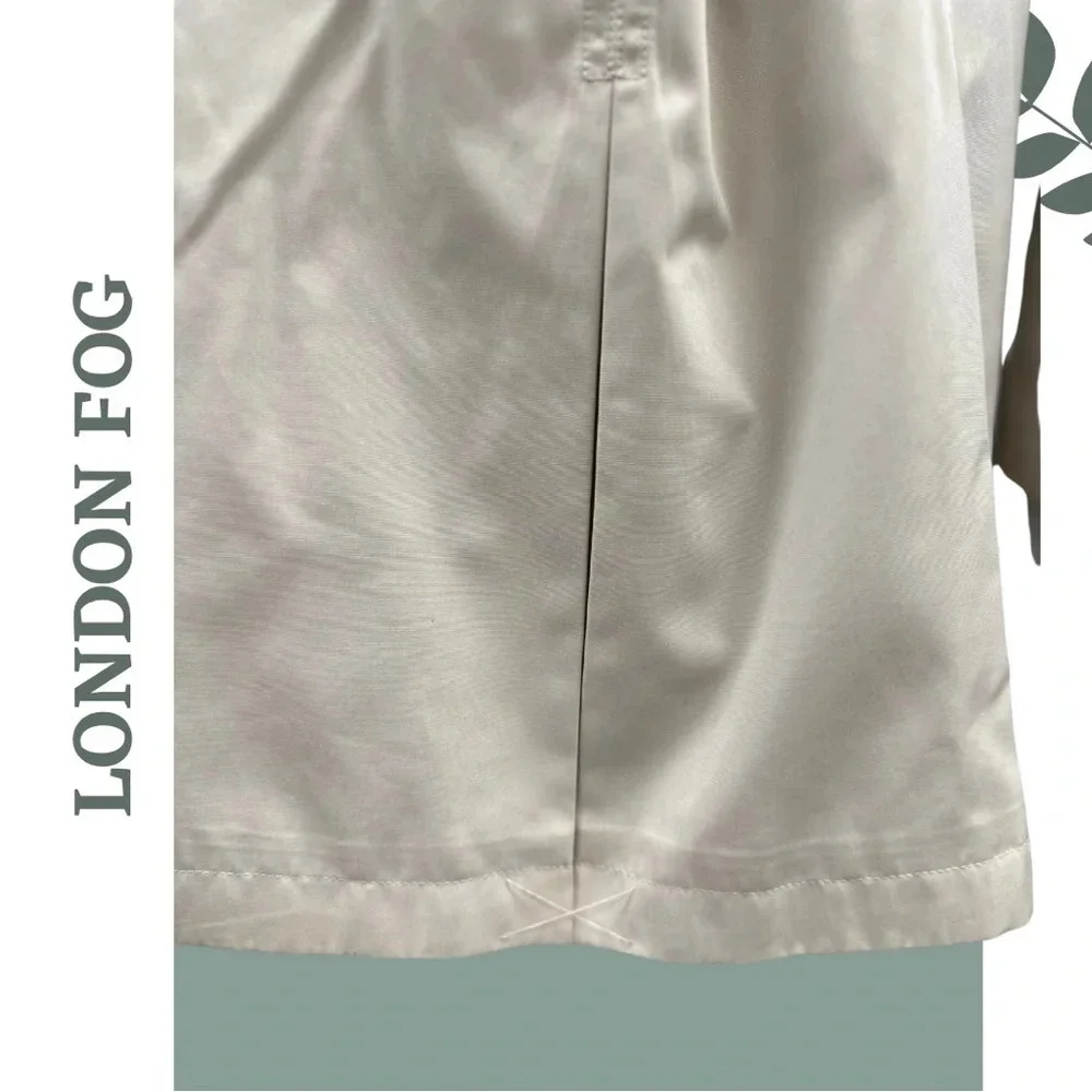 Vintage Y2K London Fog Trench Coat
Tan  Single Breasted Waist Tie Size
Medium - Picture 11 of 13